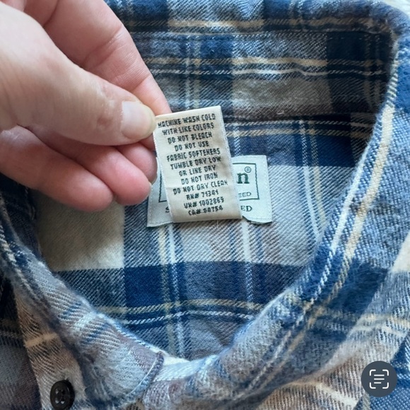 LL Bean Plaid Flannel Button Down Shirt Mens M Slightly Fitted 100% Cotton Cabin - Picture 7 of 10